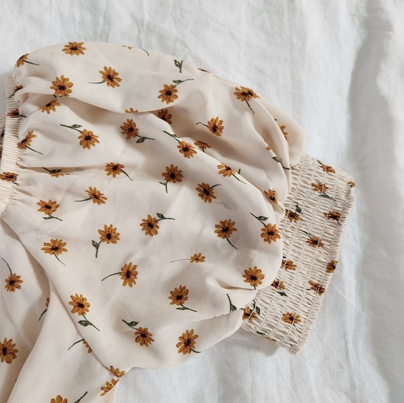 NWT Sunflower babydoll short sleeve cute top - Picture 8 of 10